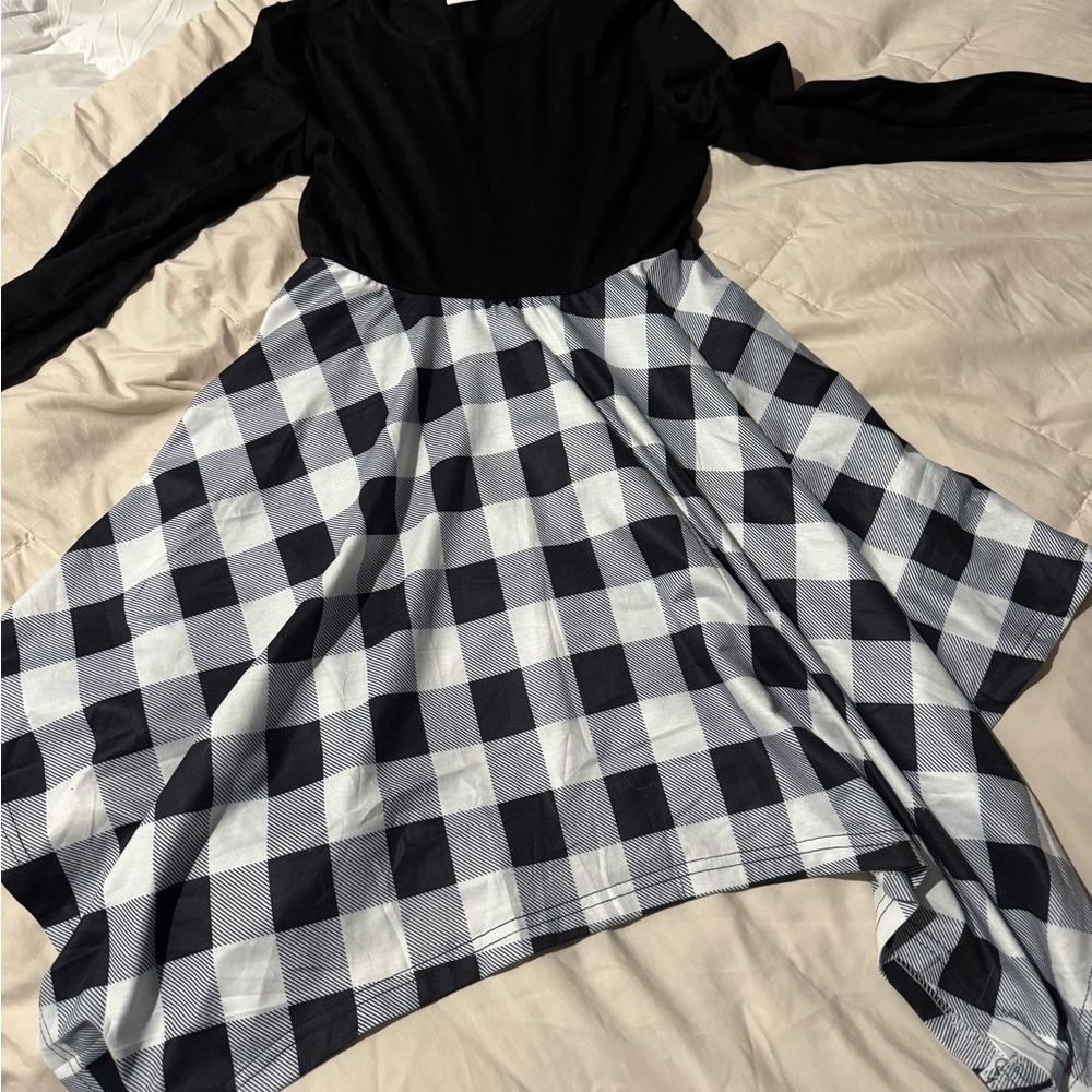 Adorable recital, any occasion, little girl dress